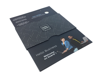 pochette de remise de carte hellobank